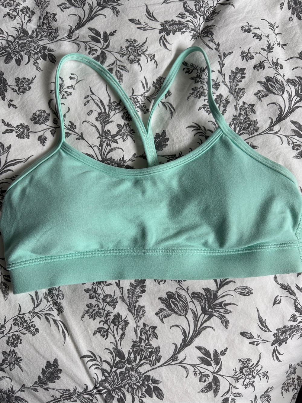 Lululemon Flow Y Bra